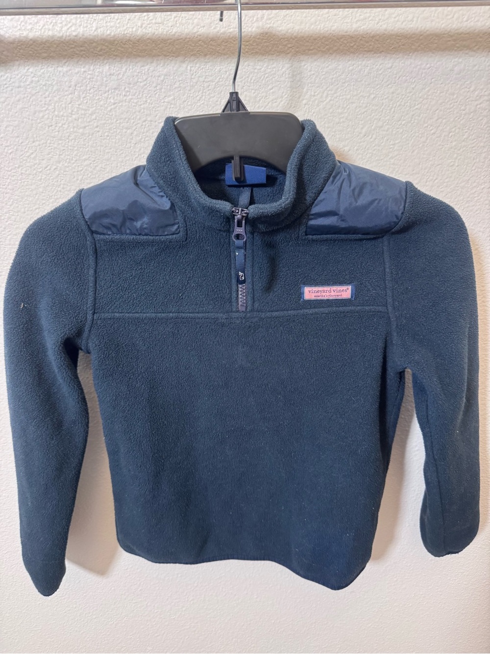 Vineyard Vines Kids Navy Quarter size 7